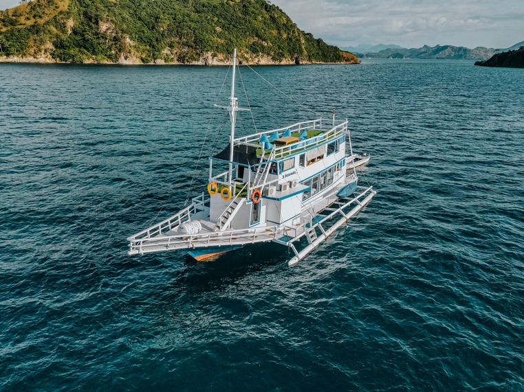 Open Trip Labuan Bajo Kapal Phinisi Superior 3 Pulau
