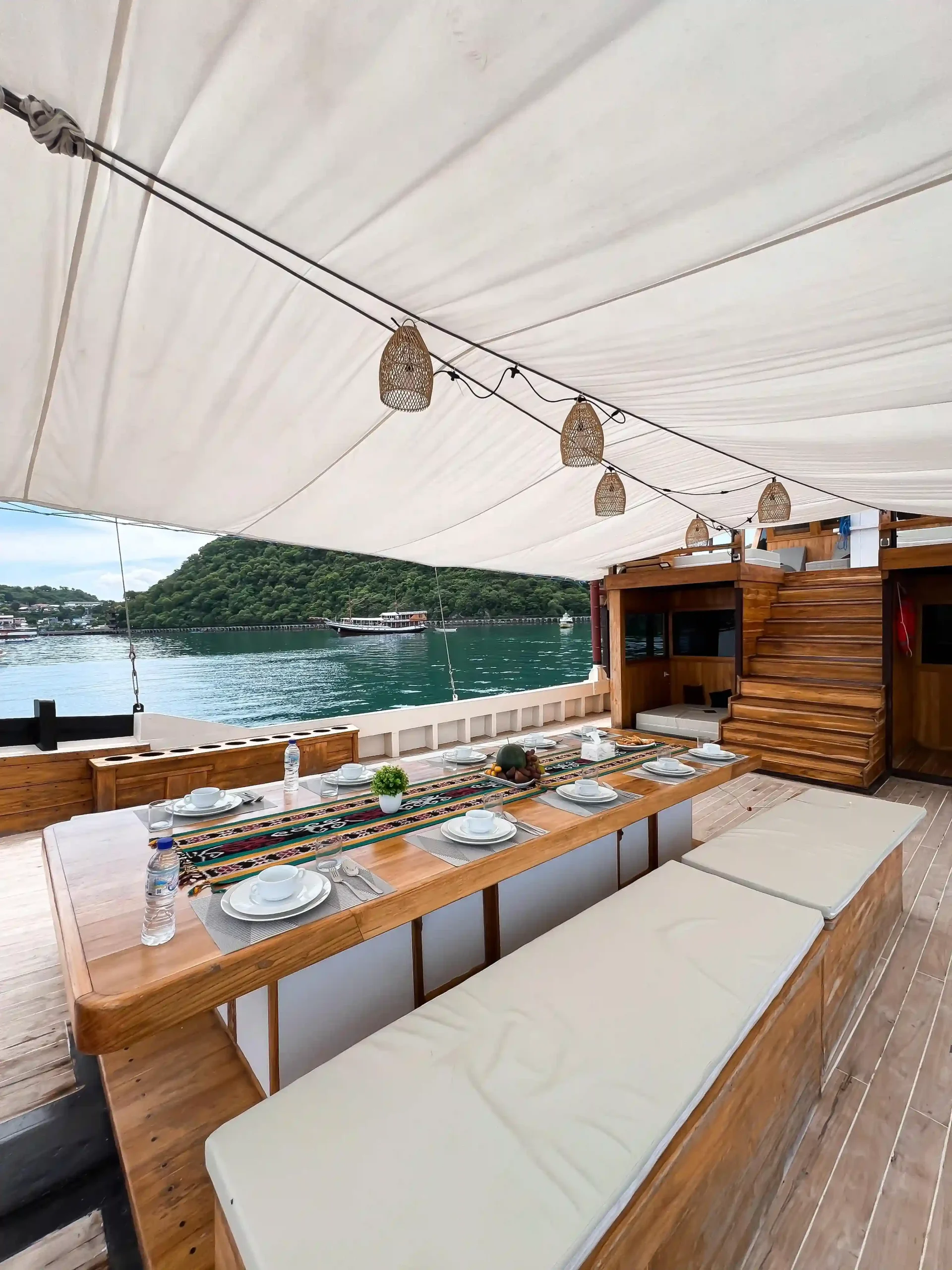 Sewa Kapal Phinisi Luxury Labuan Bajo Panrita
