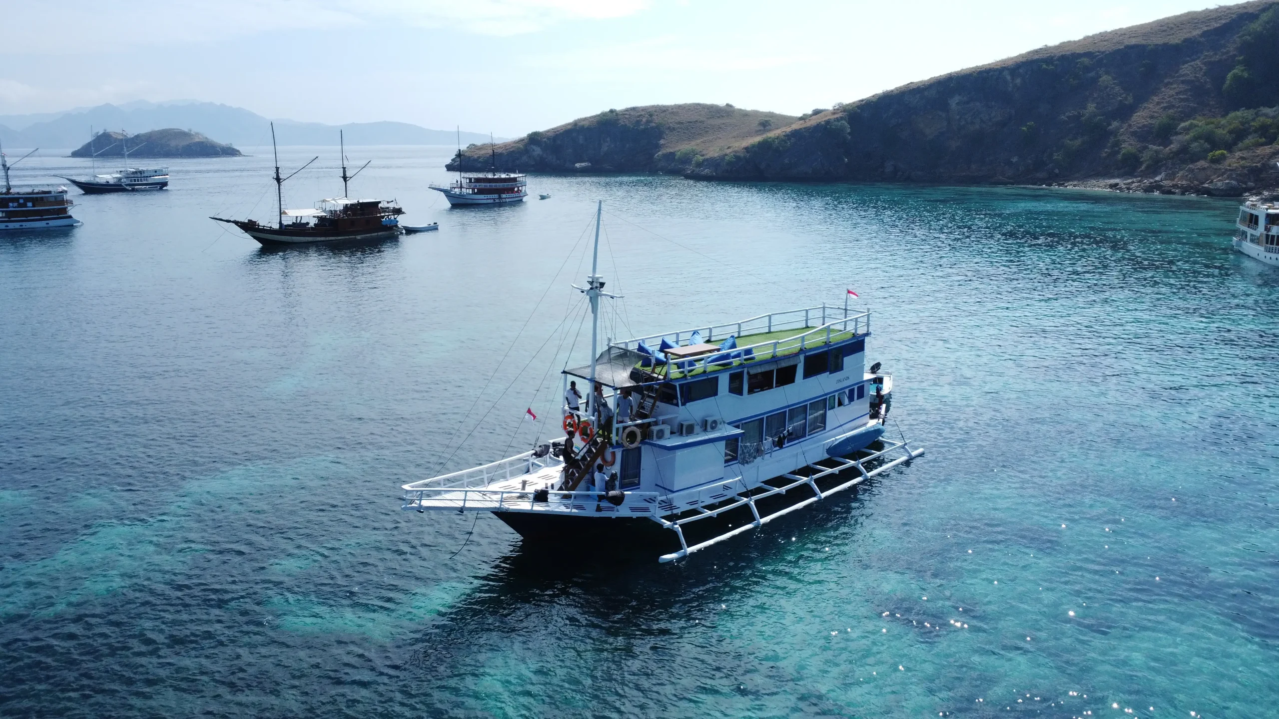 Open Trip Labuan Bajo Kapal Phinisi Superior 3 Pulau
