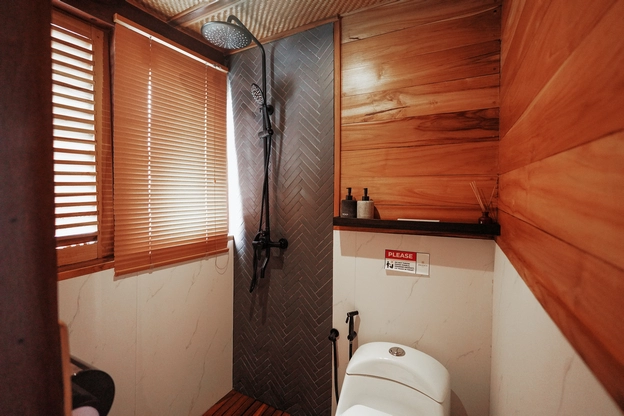 Candi Cabin 1