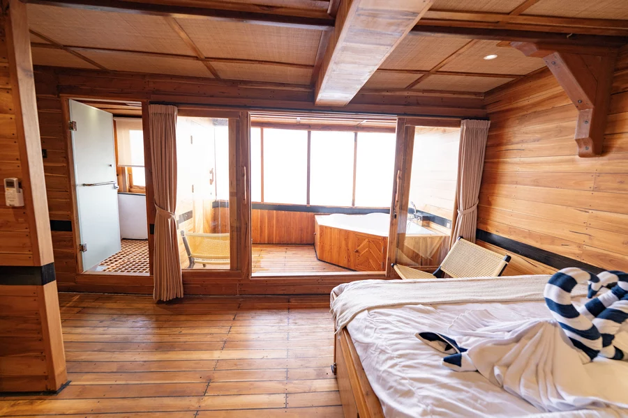 Master Cabin
