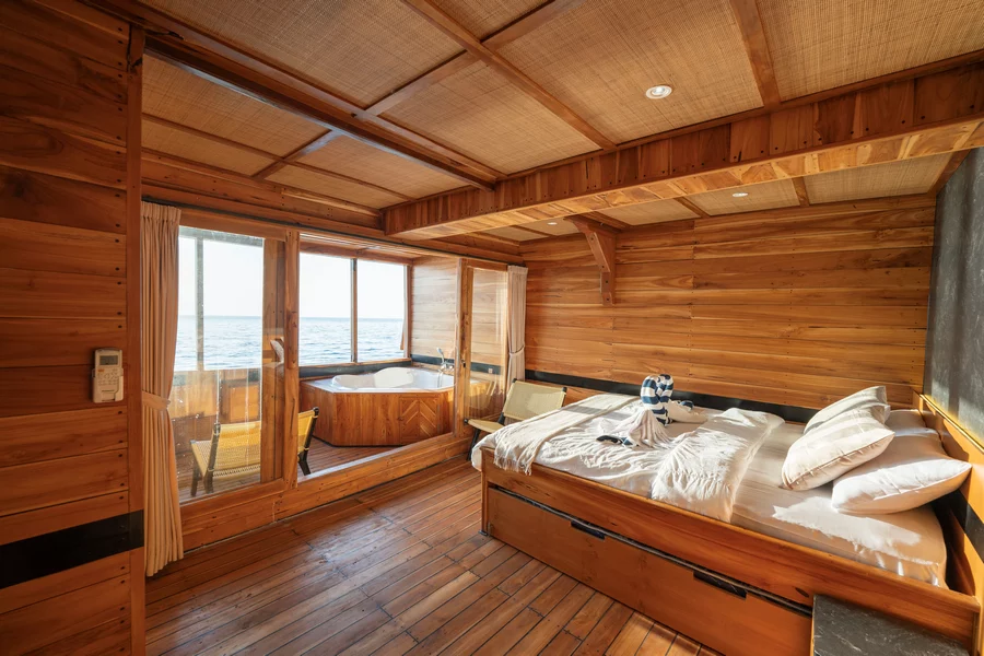Master Cabin