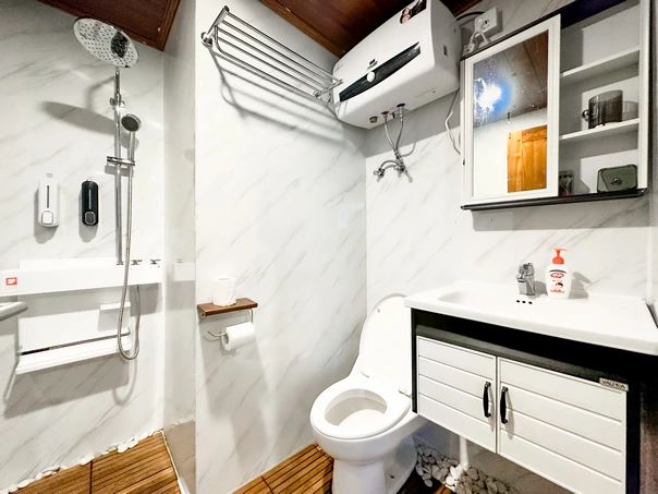 Deluxe Cabin 3