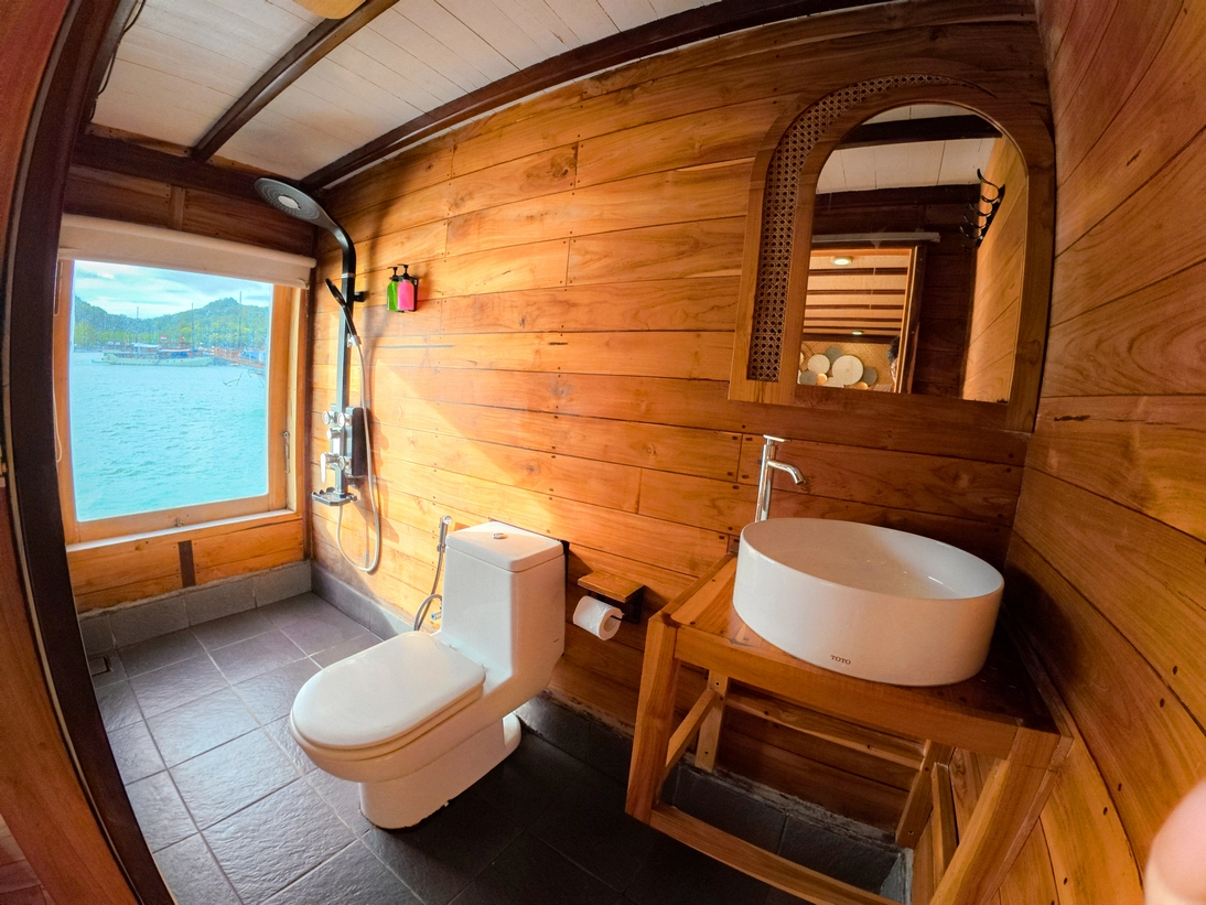 Signature Cabin 1
