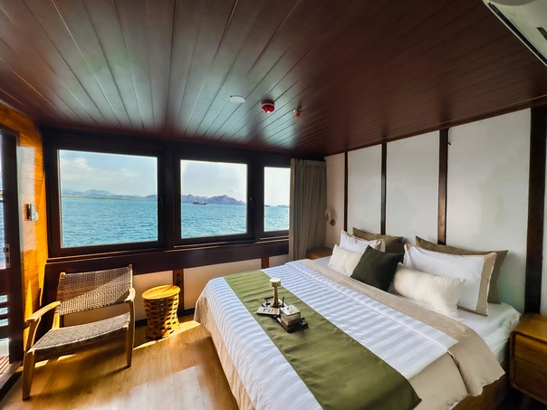 Deluxe Cabin 4