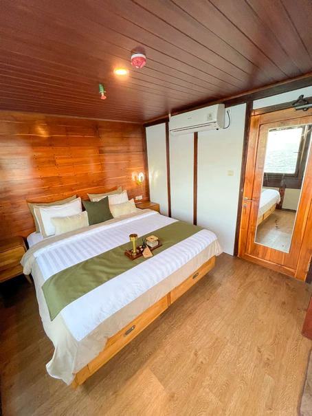 Deluxe Cabin 4